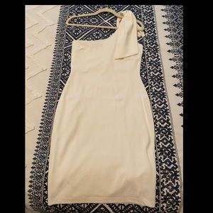 White Lulus medium midi one-shoulder dress